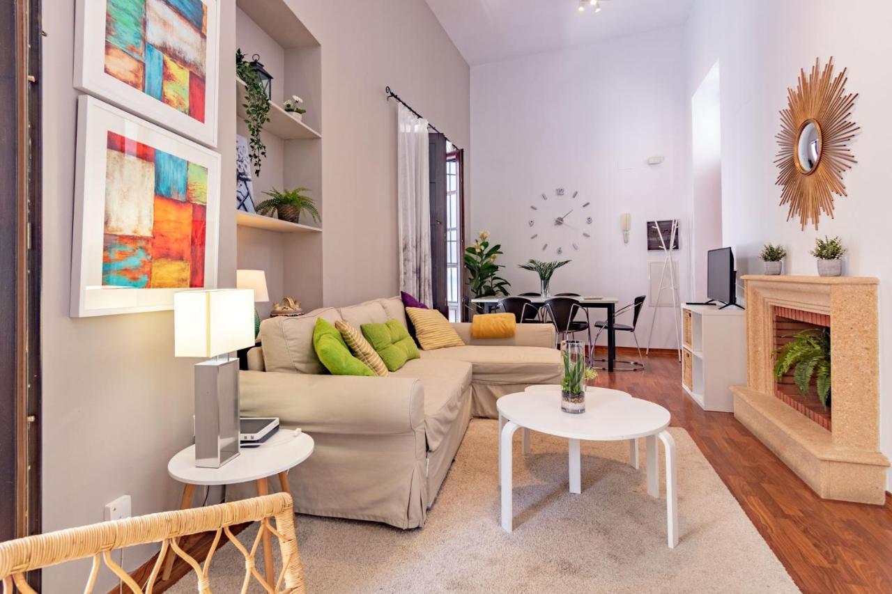 Abades Giralda Deluxe By Valcambre Apartment Sevilla Bagian luar foto