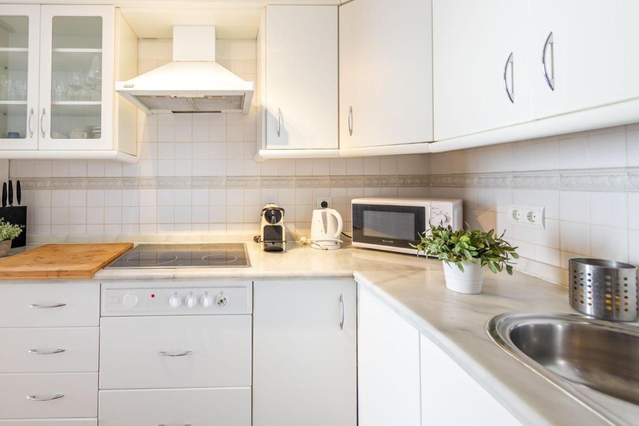 Abades Giralda Deluxe By Valcambre Apartment Sevilla Bagian luar foto