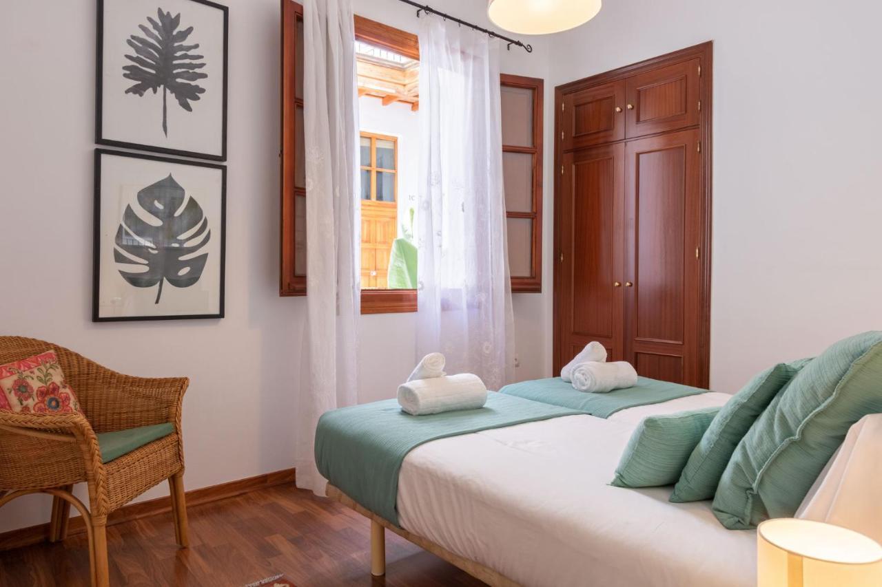 Abades Giralda Deluxe By Valcambre Apartment Sevilla Bagian luar foto
