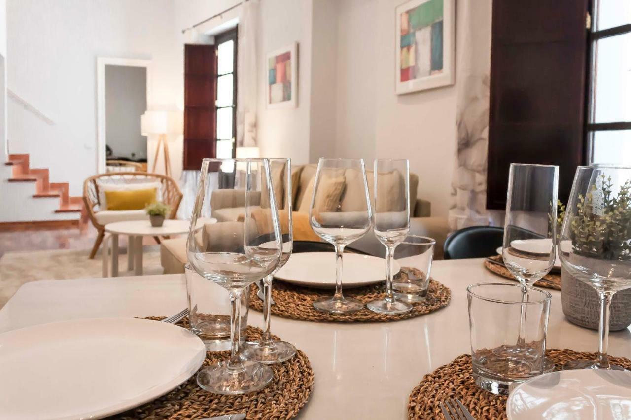 Abades Giralda Deluxe By Valcambre Apartment Sevilla Bagian luar foto