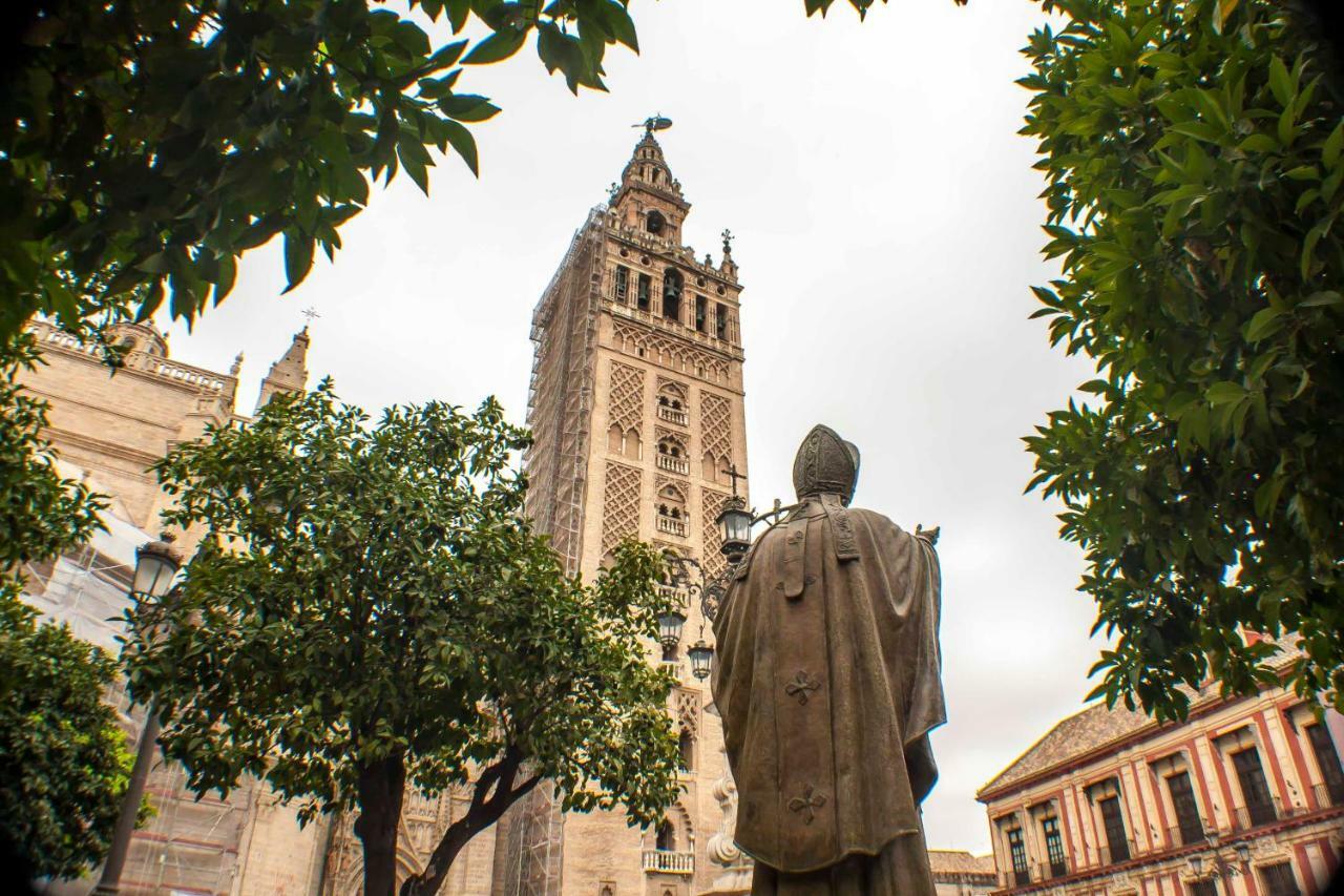 Abades Giralda Deluxe By Valcambre Apartment Sevilla Bagian luar foto