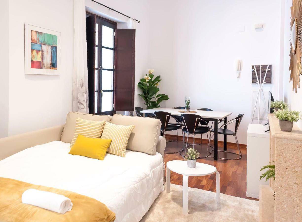 Abades Giralda Deluxe By Valcambre Apartment Sevilla Bagian luar foto