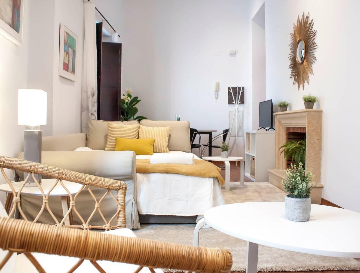 Abades Giralda Deluxe By Valcambre Apartment Sevilla Bagian luar foto